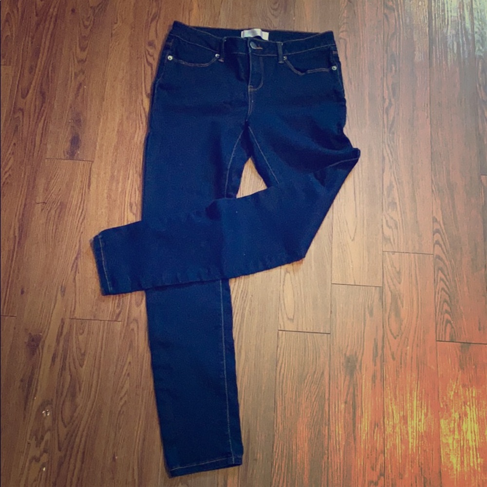 Like new blue jeans